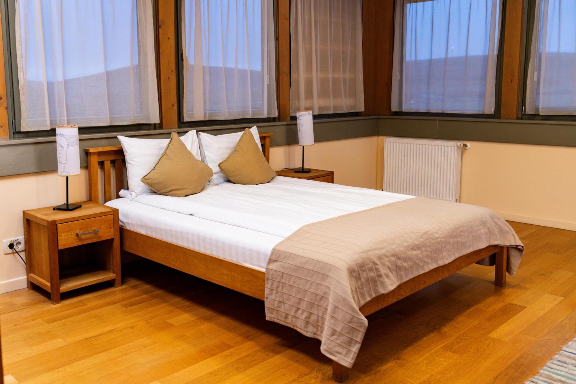 Harmonia Mundi Hotel Magyarfenes Szoba fotó